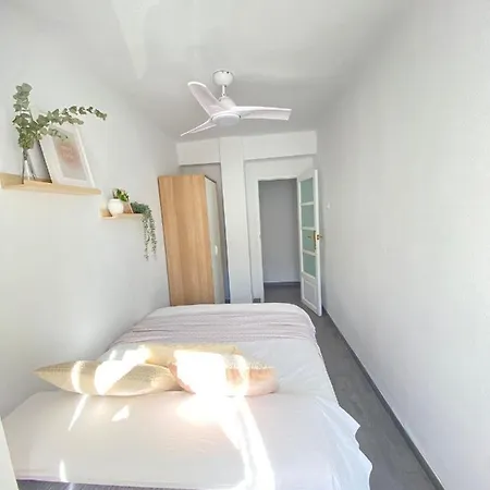 Malvarrosa, Cabanal, Wifi Free. Ca' Micaela. Apartment